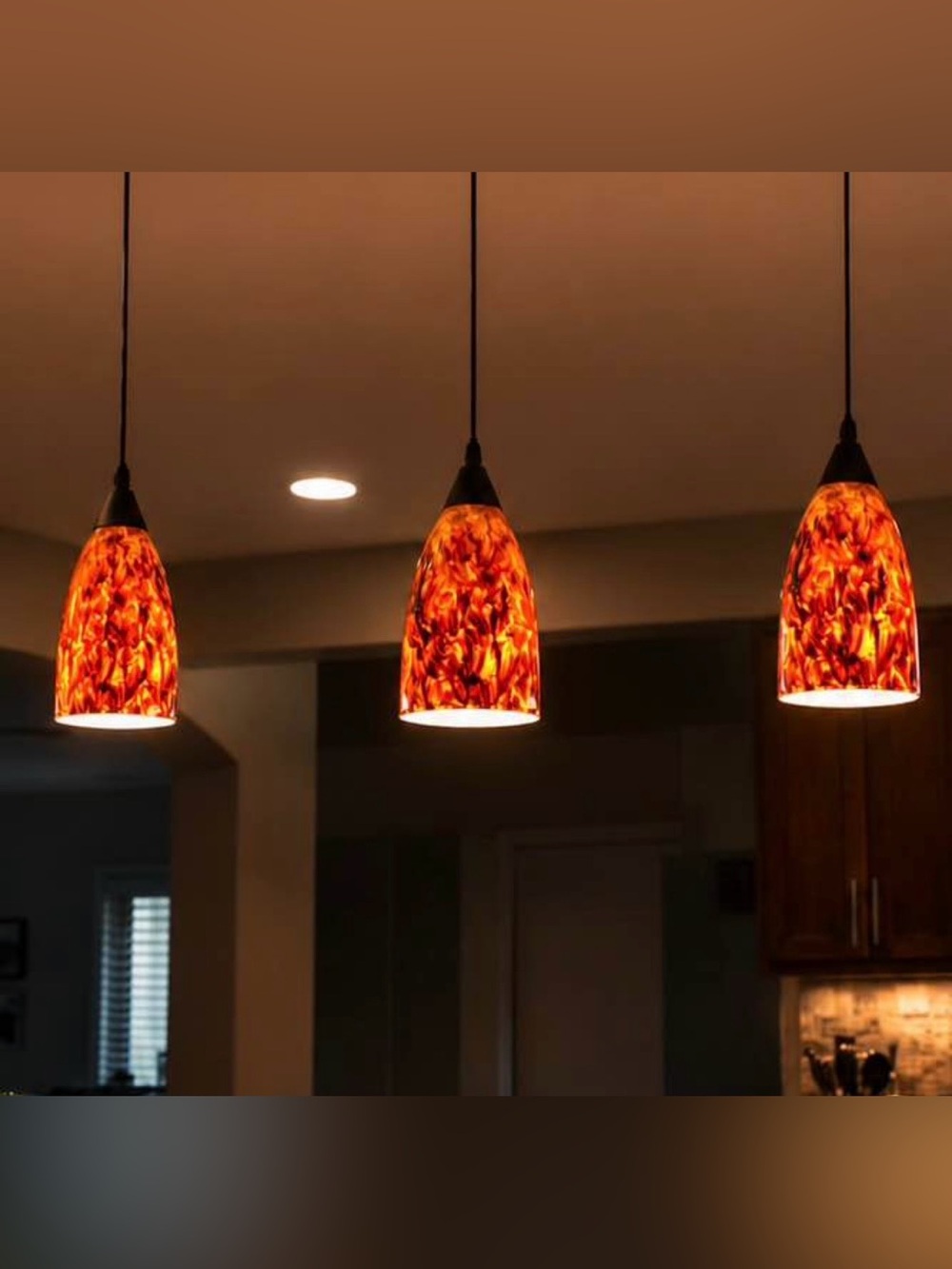 3 Pendant Lights
